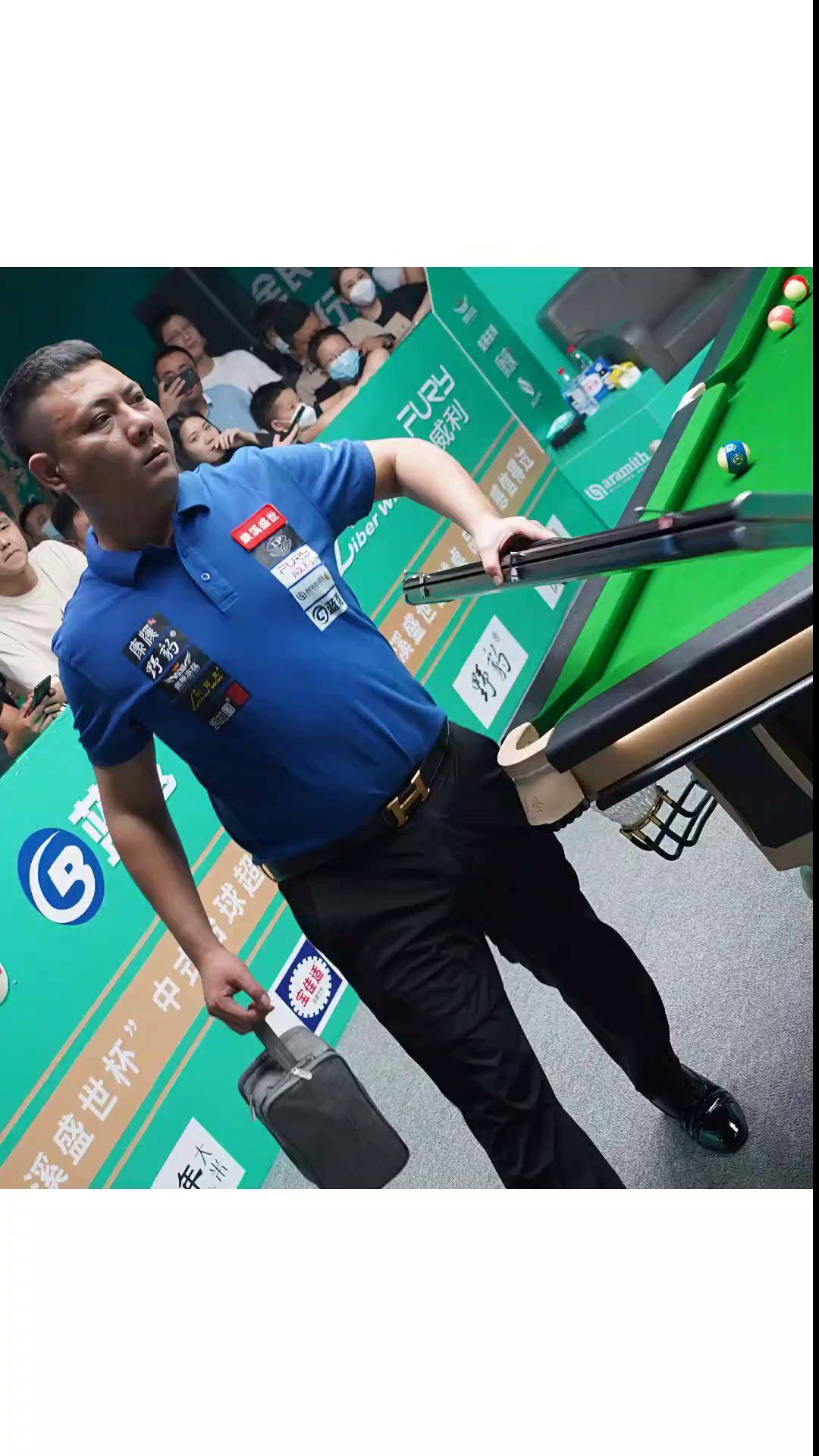 名略高于自 名略高于自