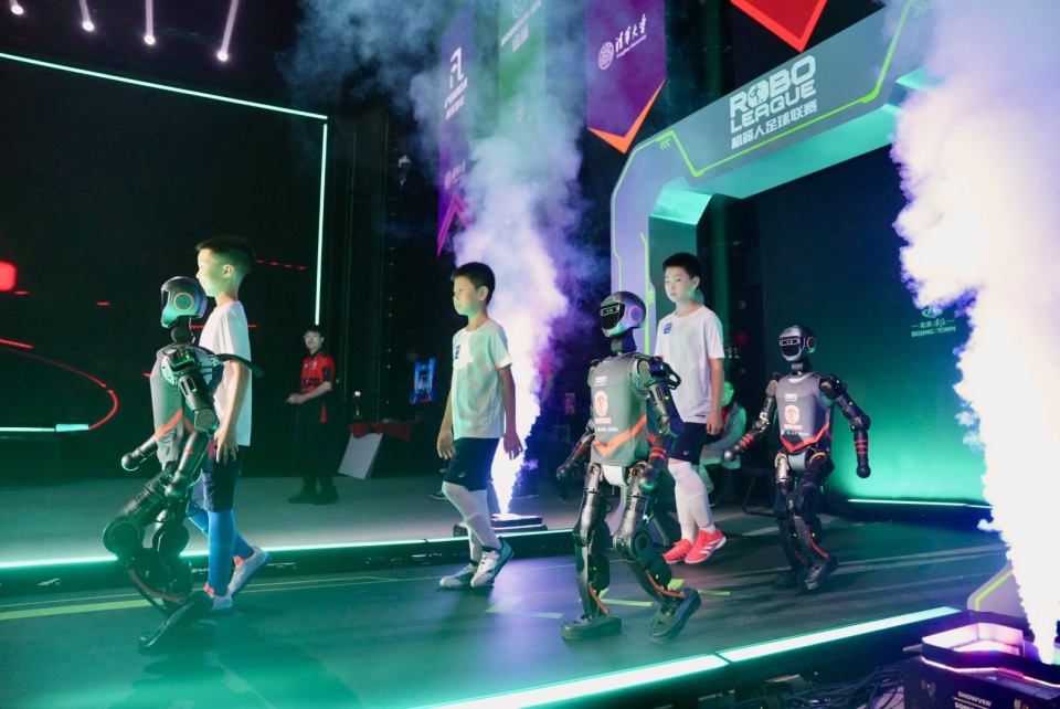 仍需磨练 仍需磨练